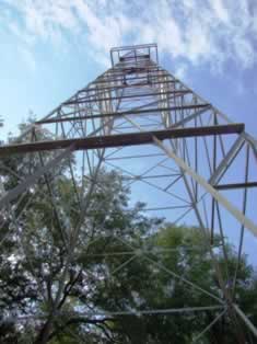 East Texas oil drilling derrick